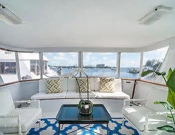 Hotel Key West Yacht Life Stock Island