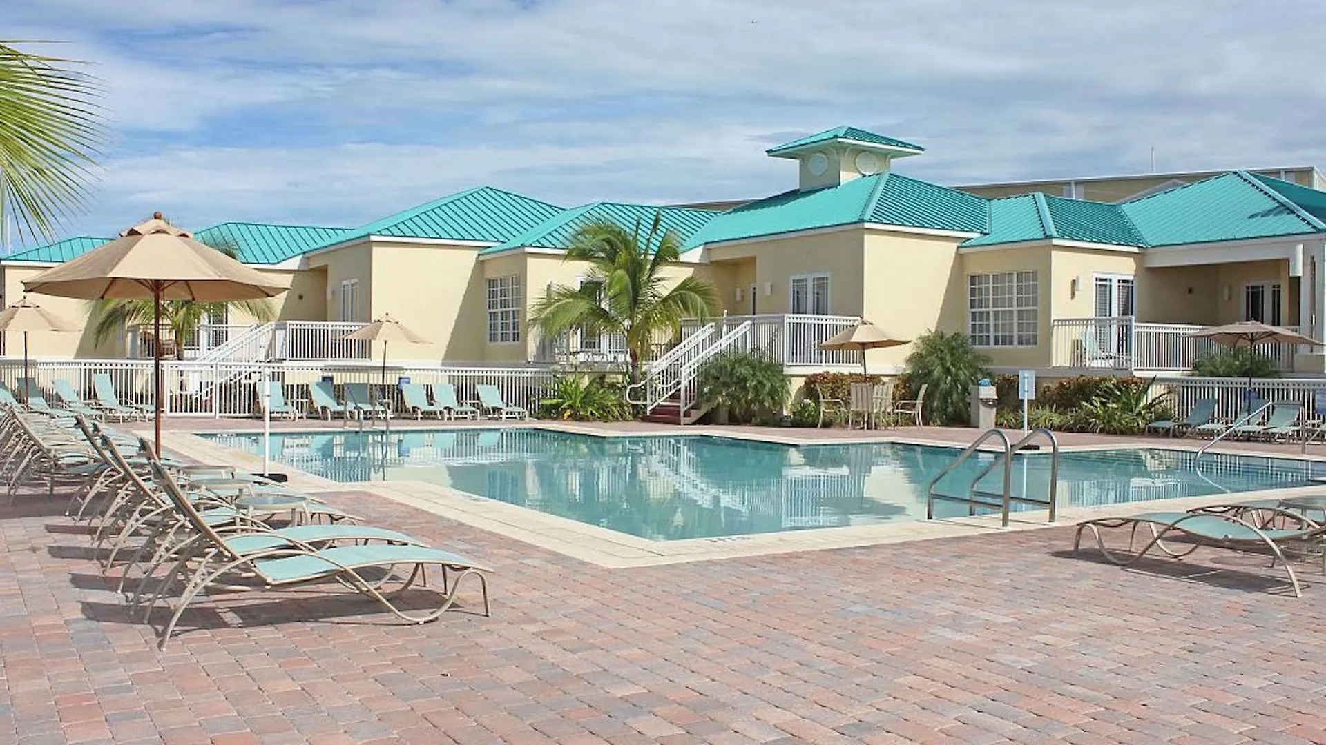 Hotel Key West Yacht Life Stock Island