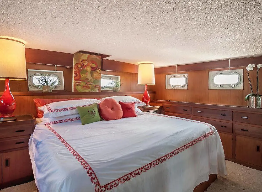 Hotel Key West Yacht Life Stock Island 4*,